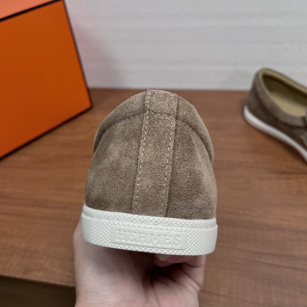 에르메스 남성 스웨이드 로퍼 001-280855