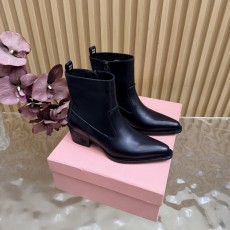 미우미우 뾰족한 마틴 부츠 미들 부츠 001-281062
