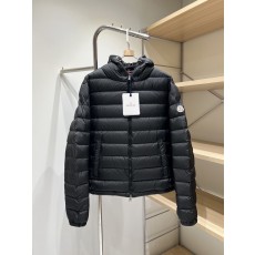 몽클레어 Vermeille 나일론 후드 다운 재킷 001-281160
