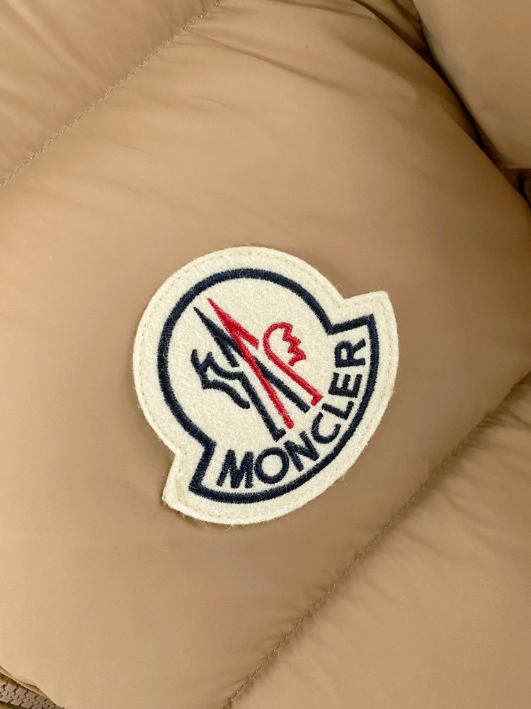 몽클레어 가을겨울 신상 다운자켓 001-281178