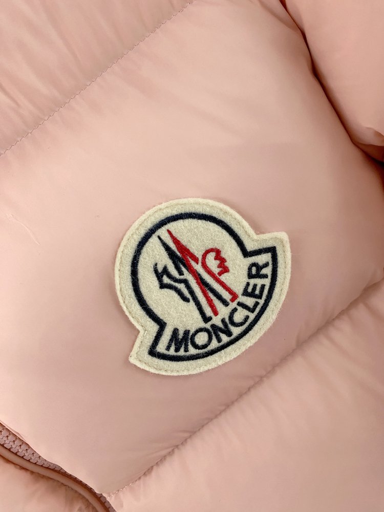 몽클레어 가을겨울 신상 다운재킷 001-281179