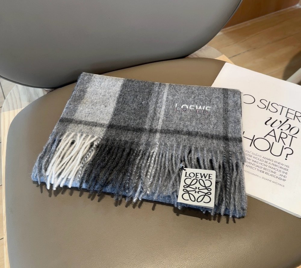 LOEWE 로에웨 양면 머플러 001-282460