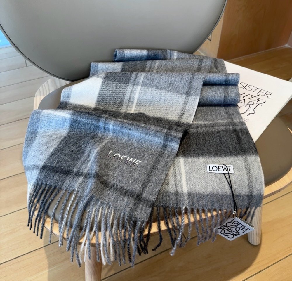 LOEWE 로에웨 양면 머플러 001-282460
