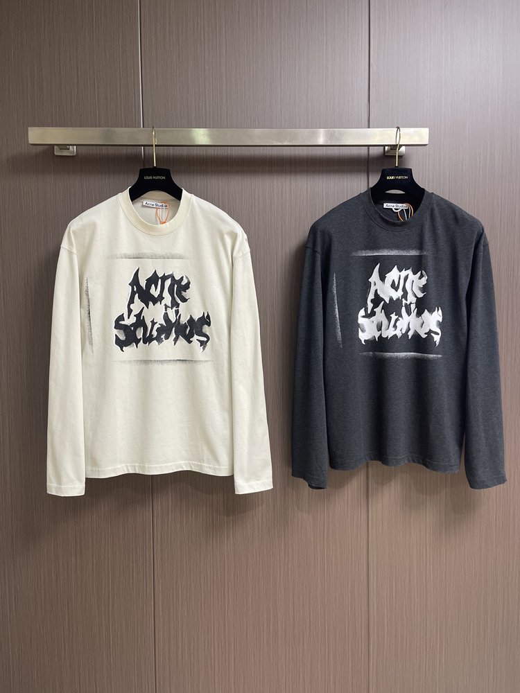 Acne Studios 고딕 스프레이 레터링 롱슬리브 001-283061