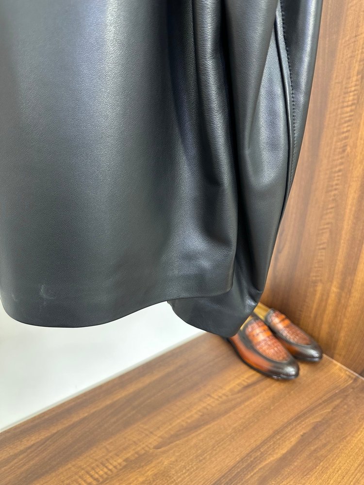 보테가 베네타 턴다운 칼라 양가죽 숏 재킷 001-283780