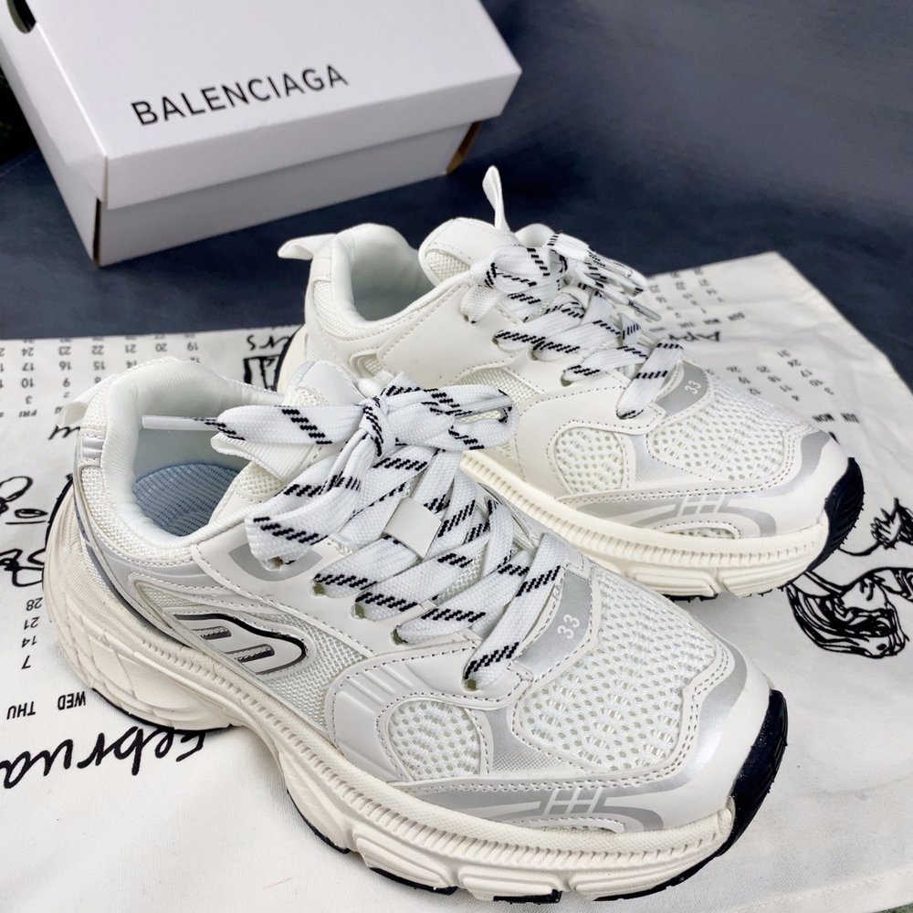 발렌시아가 10XL 아동 운동화 001-283852