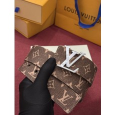LV 이니셜 모노그램 리플렉티브 40mm 리버시블 벨트 001-284204