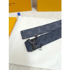 루이비통 엠보스 가죽 양면 벨트 38mm 001-284247