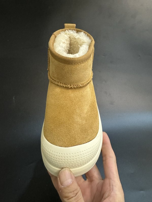 UGG 아동 미들 부츠 001-284636