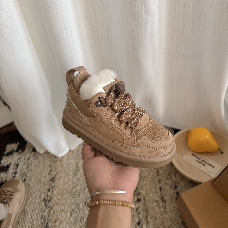 UGG 고버전 메르 스포츠 아동화 001-284644