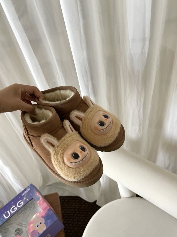 UGG 라부부 아동화 하이버전 001-284647