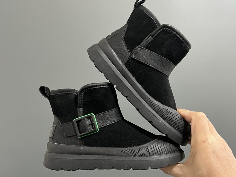 UGG 카클 퍼 아동 미들 부츠 001-284668