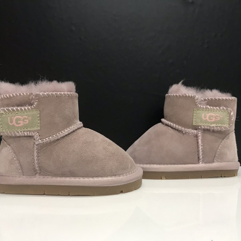 UGG 아기용 매직테이프 스노우부츠 001-284672