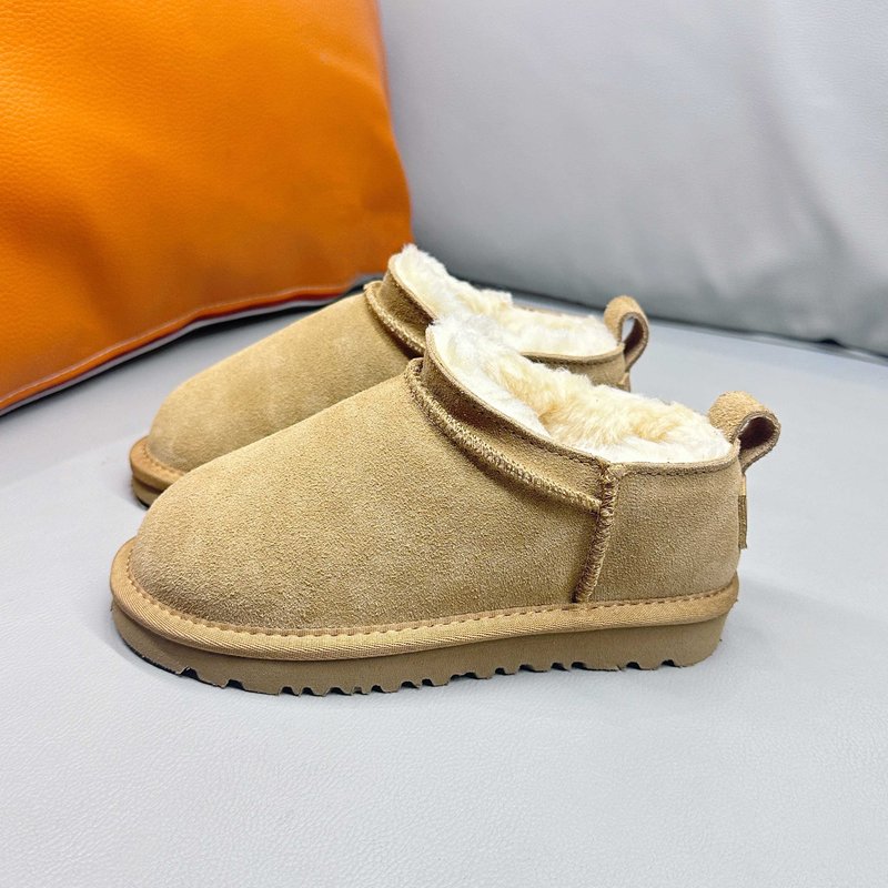 UGG 전소연 동일모델 초미니 방한부츠 001-284673