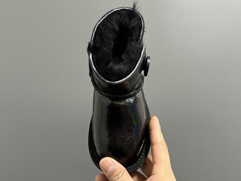 UGG 아동 방수 레이저 미들 부츠 001-284676