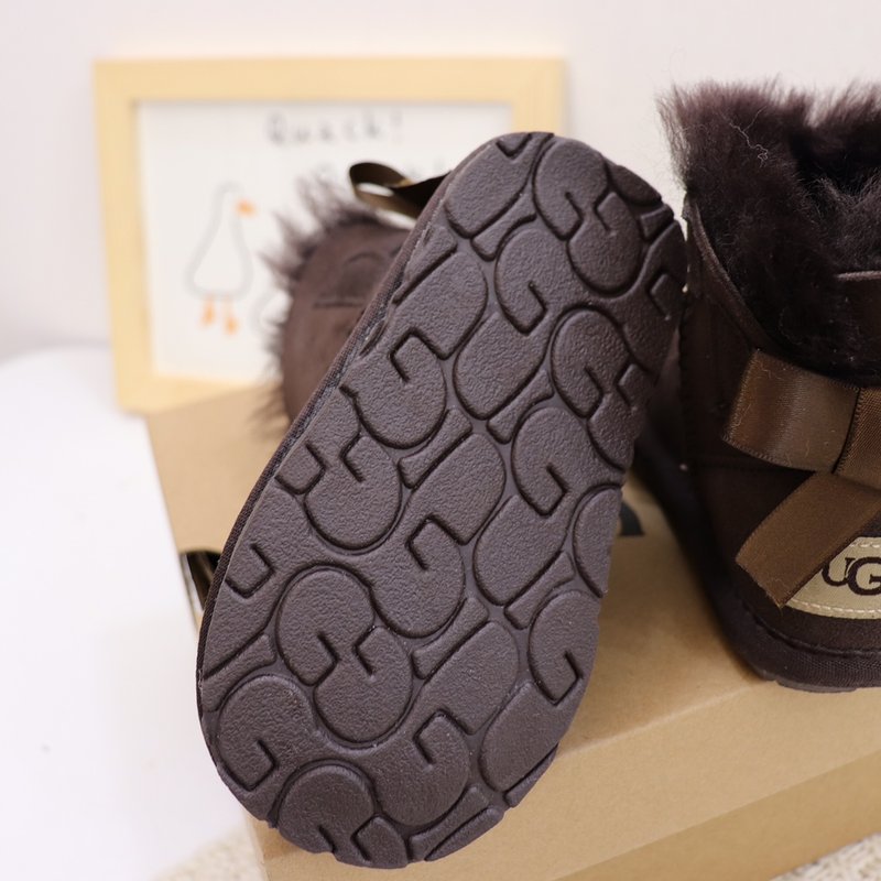 UGG 털가죽 일체형 나비 리본 아기 눈신발 001-284692