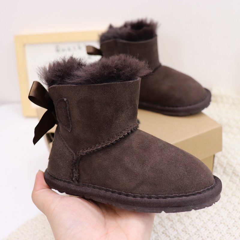 UGG 털가죽 일체형 나비 리본 아기 눈신발 001-284692