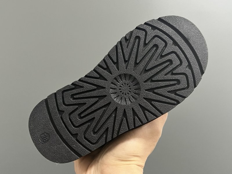 UGG 아동 민족풍 스노우 부츠 001-284693