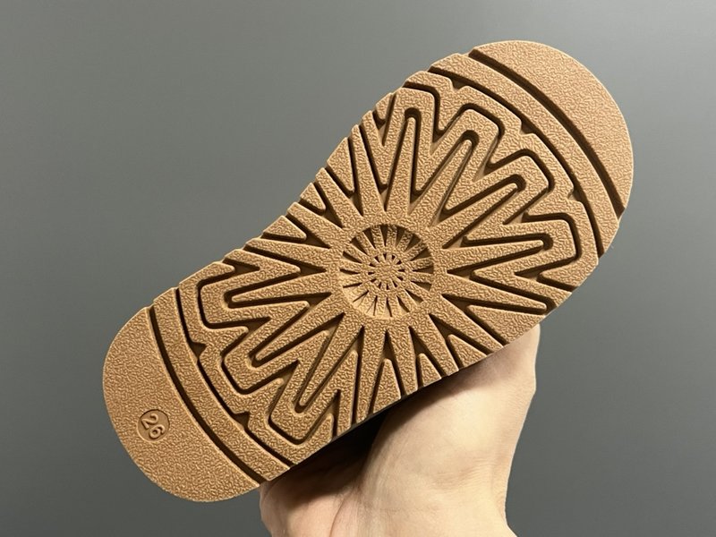 UGG 민족풍 아동 스노우부츠 001-284695