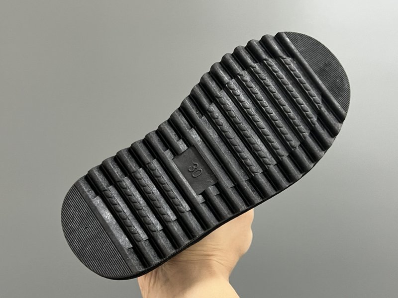 UGG 구찌 LV 콜라보 아동 방한부츠 001-284696