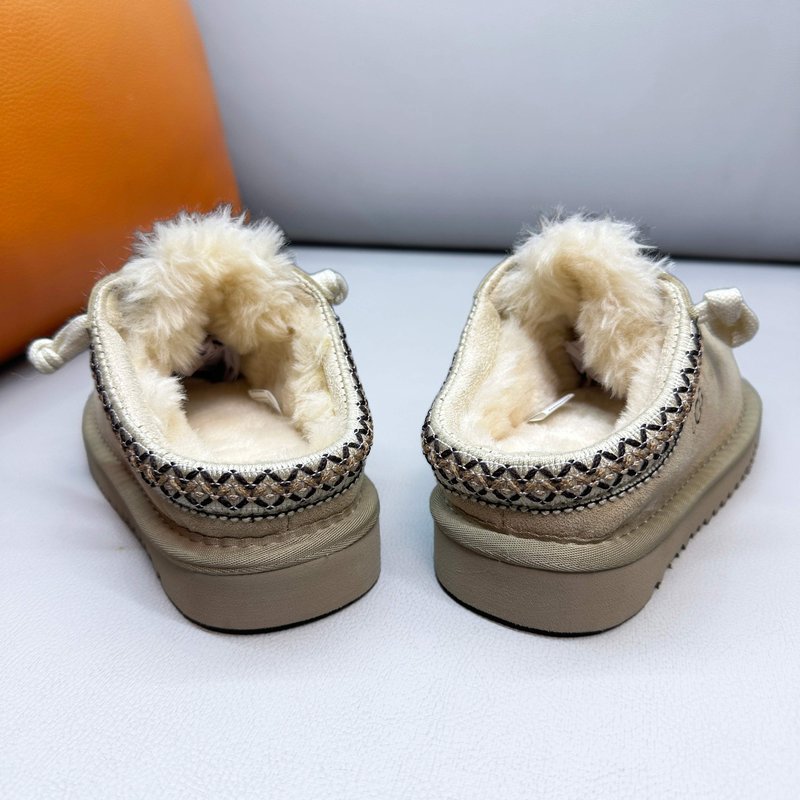 UGG 아동 방한 털실내화 001-284708
