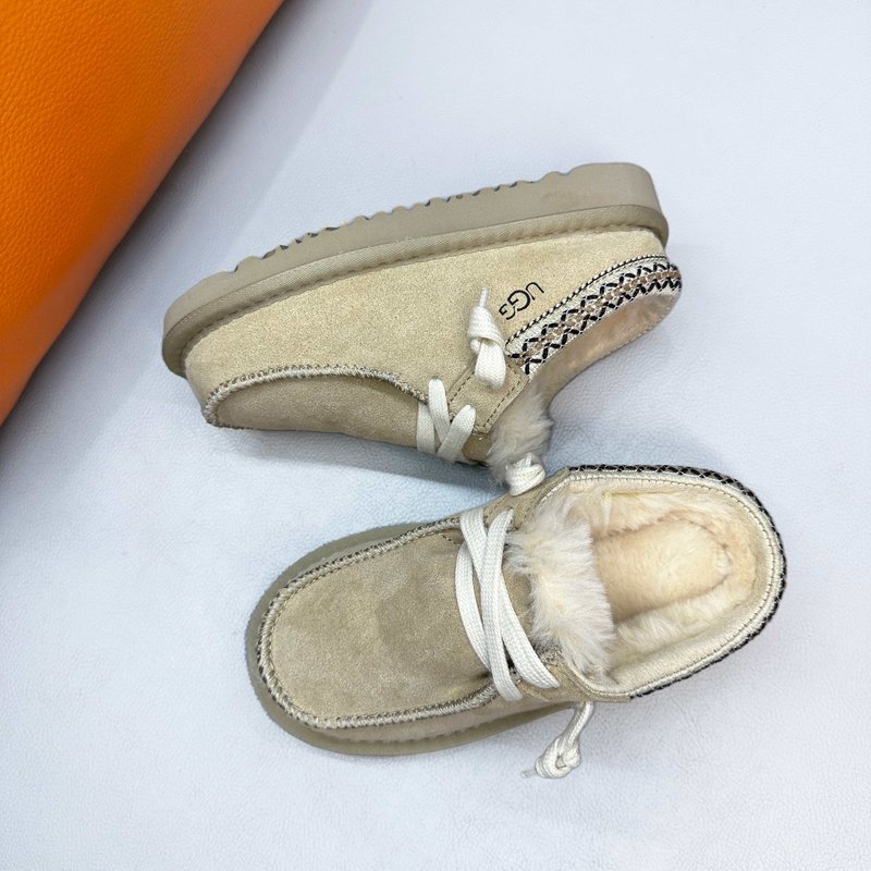 UGG 아동 방한 털실내화 001-284708