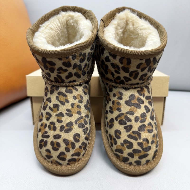 UGG 아동 로우부츠 스노우부츠 원터치 001-284711