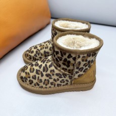 UGG 아동 로우부츠 스노우부츠 원터치 001-284711
