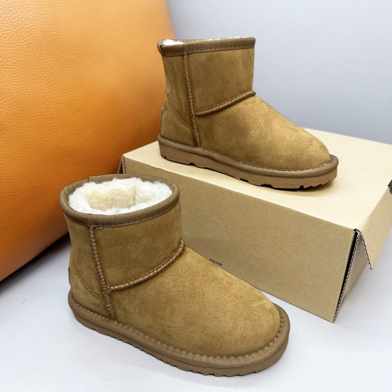 UGG 로우탑 스노우 부츠 키즈 001-284714