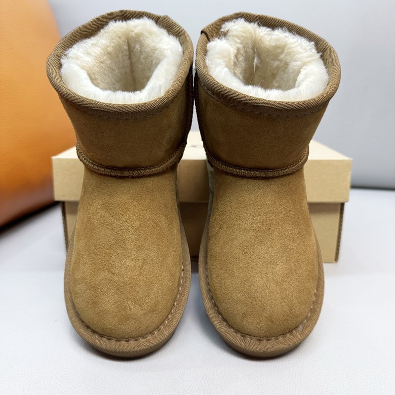 UGG 로우탑 스노우 부츠 키즈 001-284714