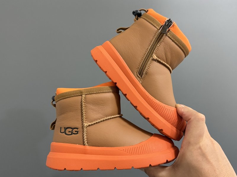 UGG 아동 지퍼 스노우부츠 001-284715