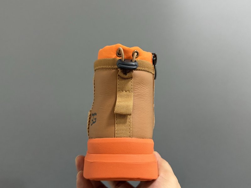 UGG 아동 지퍼 스노우부츠 001-284715
