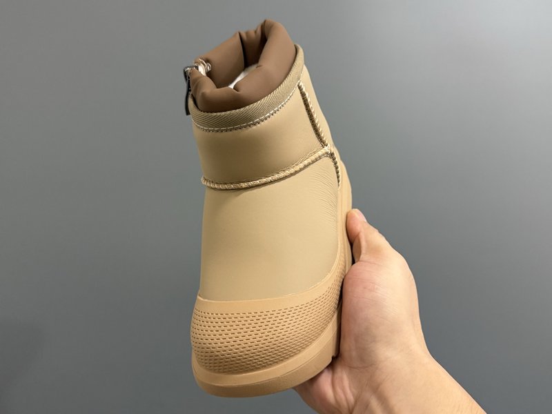UGG 아동 지퍼 하이탑 스노우부츠 001-284716