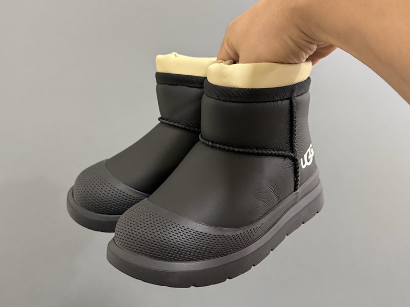 UGG 왕이보 키즈 스노우부츠 001-284717