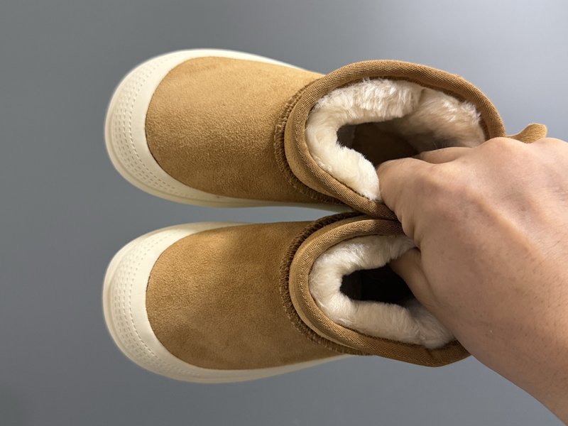UGG 타스만 아동 스노우부츠 001-284718