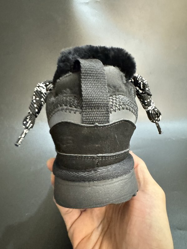 UGG 로우멜2 키즈 스노우부츠 001-284726