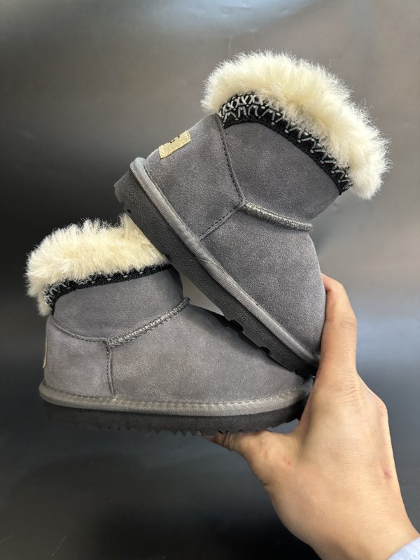 UGG 타슬린 민족풍 아동 중통 스노우부츠 001-284728