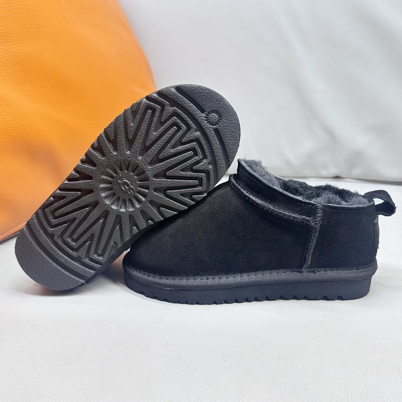 UGG 전소연 동일모델 초미니 패밀리 눈신발 001-284733