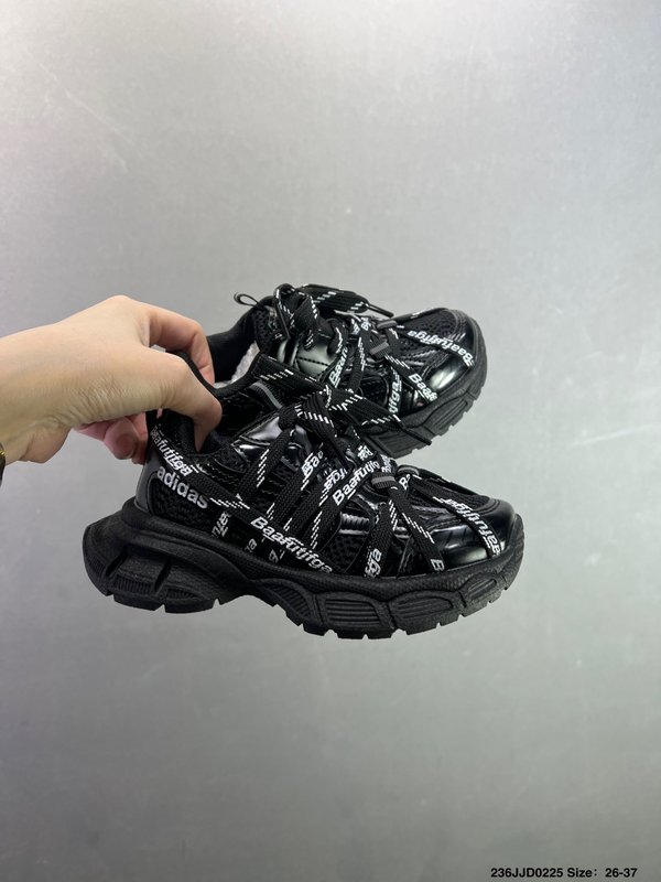 발렌시아가 × 아디다스 Campus Oos BETA 로 001-284757