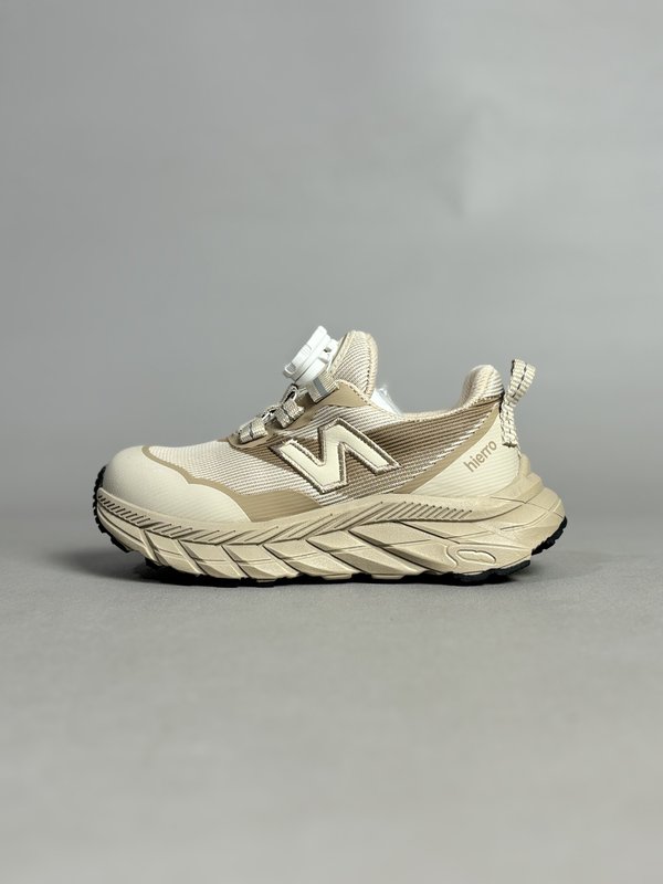 뉴발란스 키즈 Hierro v9 트레일 러닝화 001-284790