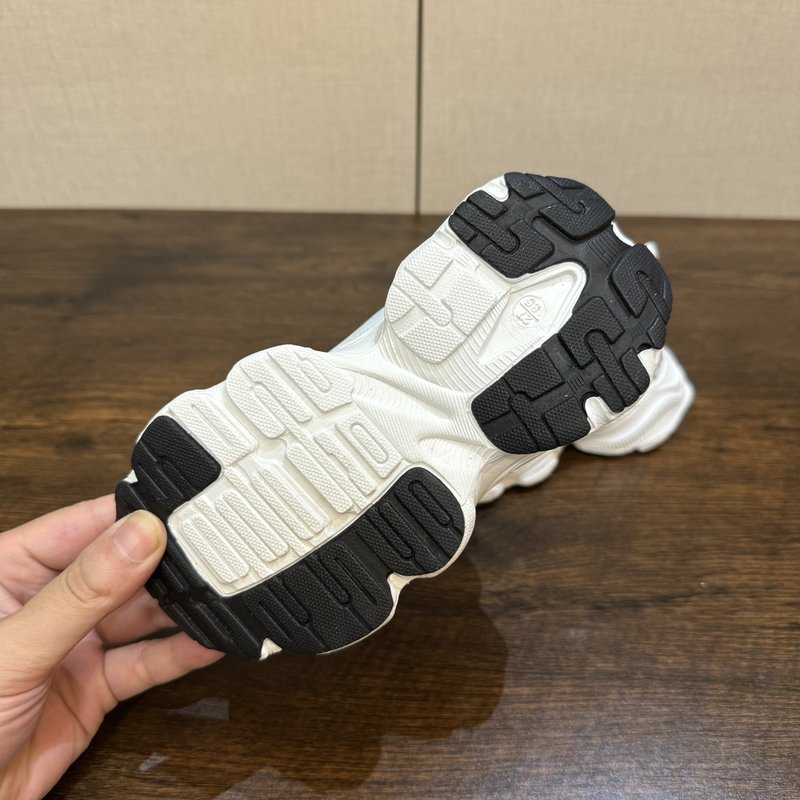 뉴발란스 키즈 메쉬 로테이션 버클 운동화 001-284886