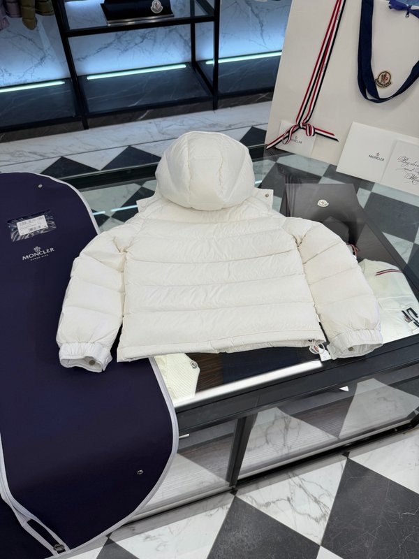 Moncler Maya 키즈 다운 재킷 001-284890