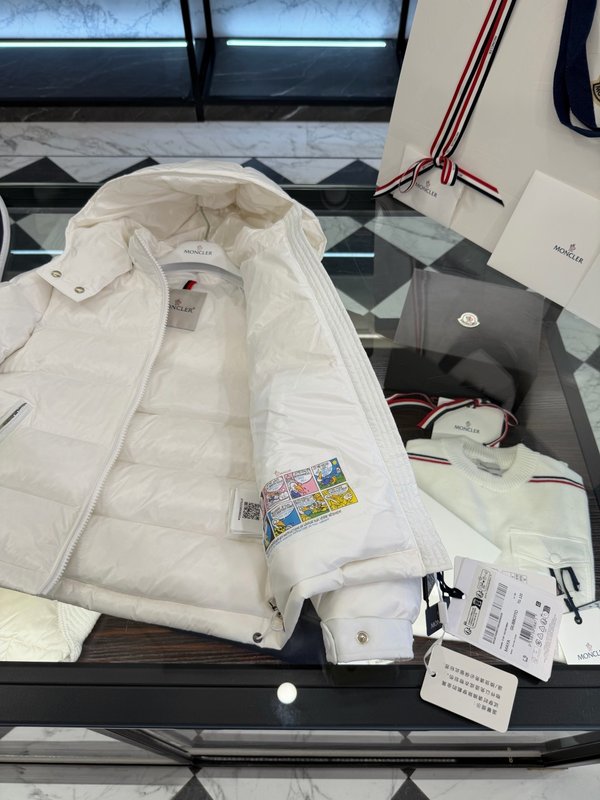 Moncler Maya 키즈 다운 재킷 001-284890