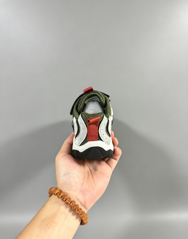 아디다스 아동 아웃도어 운동화 001-284918