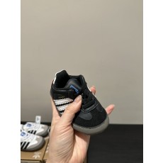 아디다스 키즈 데친 슬립온 001-284931