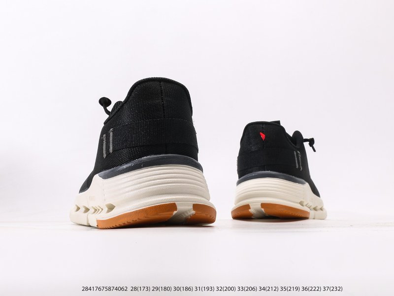 온(On) 클라우드노바 폼 2 아동화 001-284957