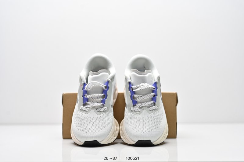 온러닝 Cloudmonster 3 Hyper 쿠셔닝 러 001-285002