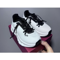 온 클라우드 플레이 아동 운동화 001-285042