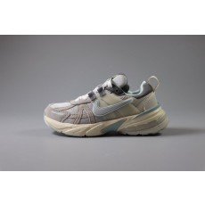 나이키 V2K Run 키즈 복고 운동화 001-285130