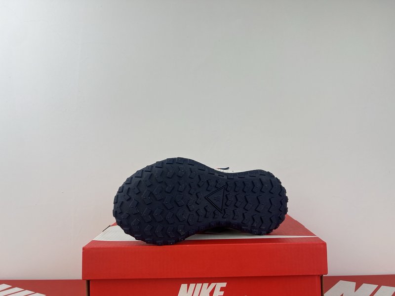 Nike 아동용 타이어 밑창 운동화 001-285136